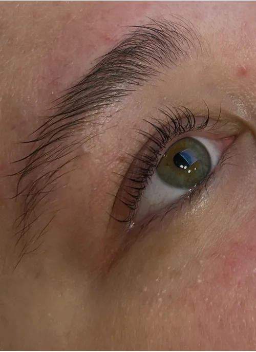 Wimper lash lifting bij Apotheek&Beauty Monster